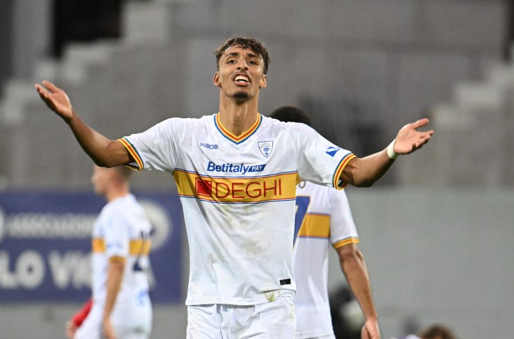 Tiago Gabriel in azione col Lecce