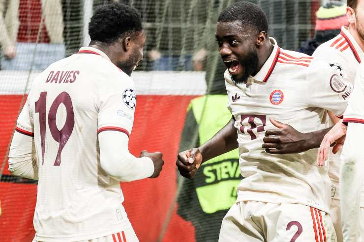 Upamecano esulta dopo un gol