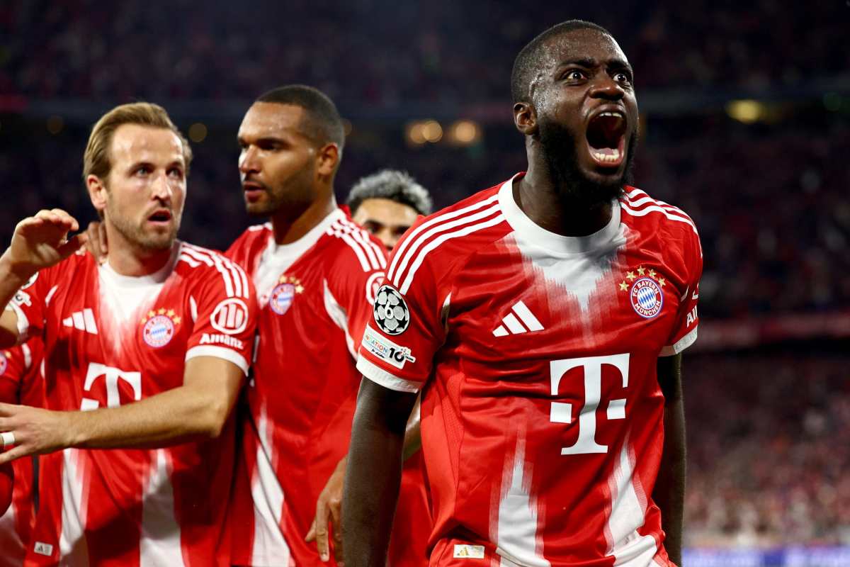 Upamecano esulta dopo un gol