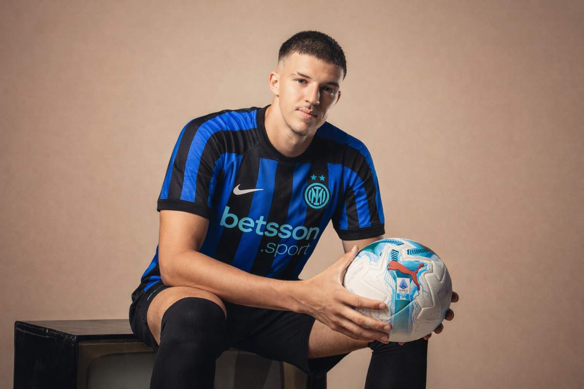 Muharemovic con maglia Inter