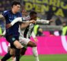 Bastoni contro Kalulu in Inter-Juve