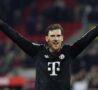 Goretzka esulta con la maglia del Bayern