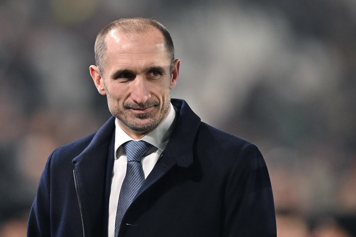 Chiellini diventa meme: tifosi di tutte le squadre contro la Juve