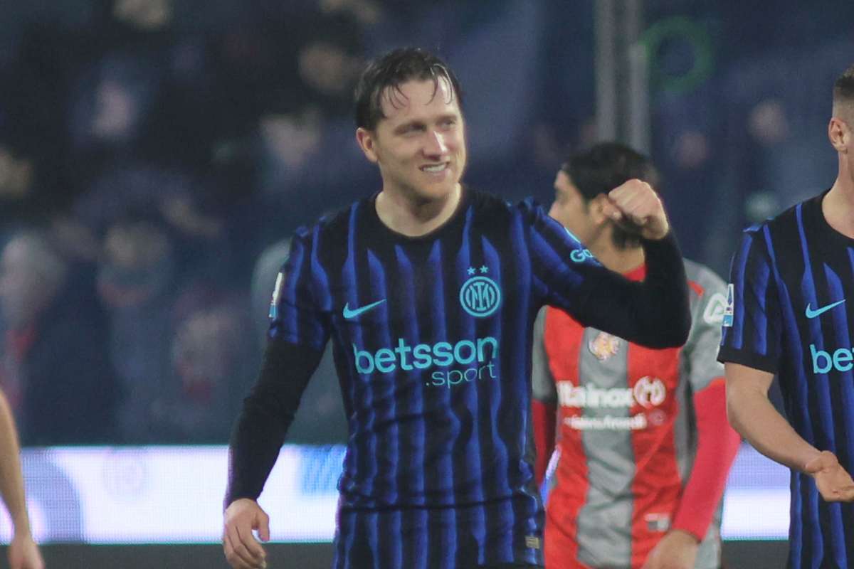 Zielinski esulta dopo il gol in Cremonese-Inter