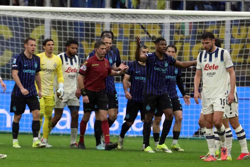 Inter-Atalanta, Trevisani contro Gariglio: "A casa fino a fine stagione"