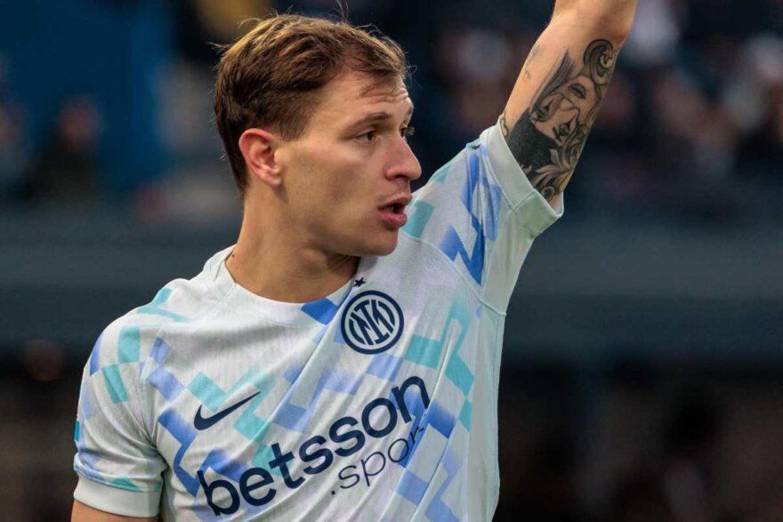 Barella in azione con l'Inter