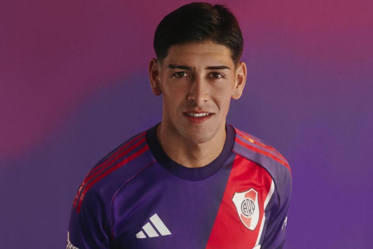 Lautaro Rivero con la maglia del River Plate