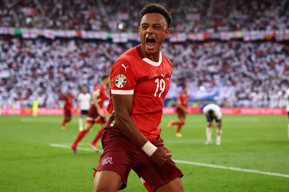 Ndoye esulta con la maglia della Svizzera