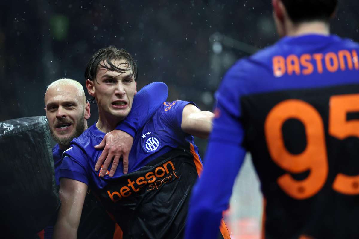 Pio Esposito esulta dopo un gol con l'Inter